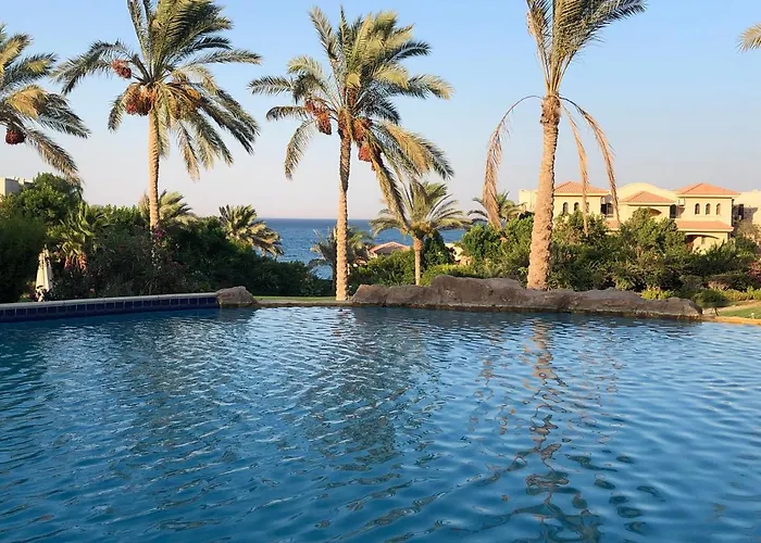 La Vista Ain Elsokhna 1&2 *